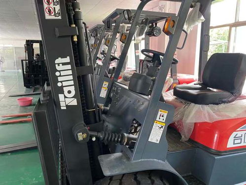 內(nèi)燃叉車(chē)的操作和發(fā)動(dòng)機(jī)清洗